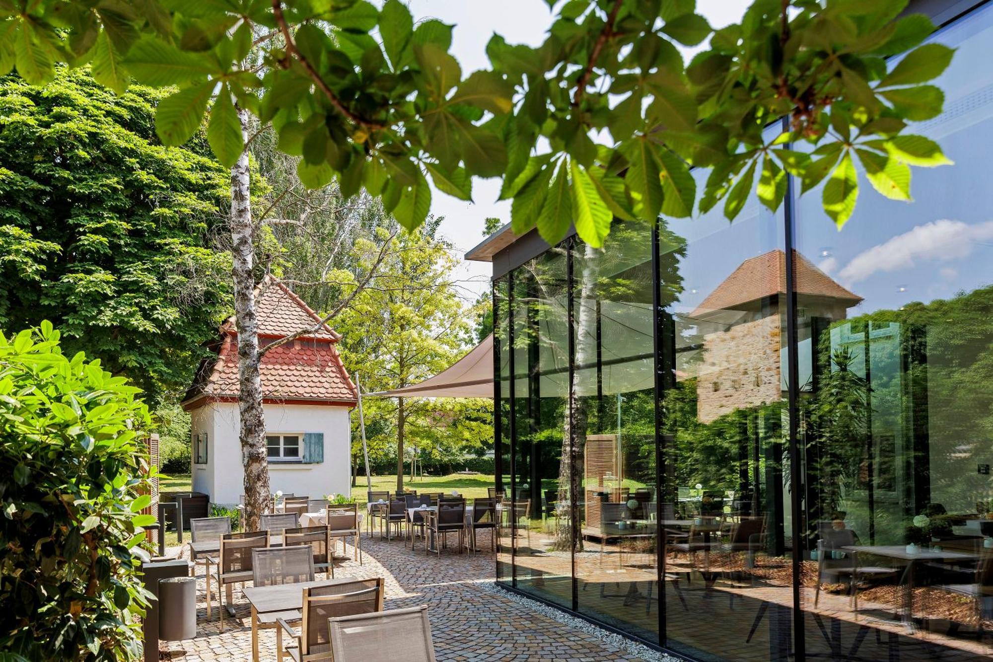 Landhotel Altes Wasserwerk Gbr Freinsheim Bagian luar foto
