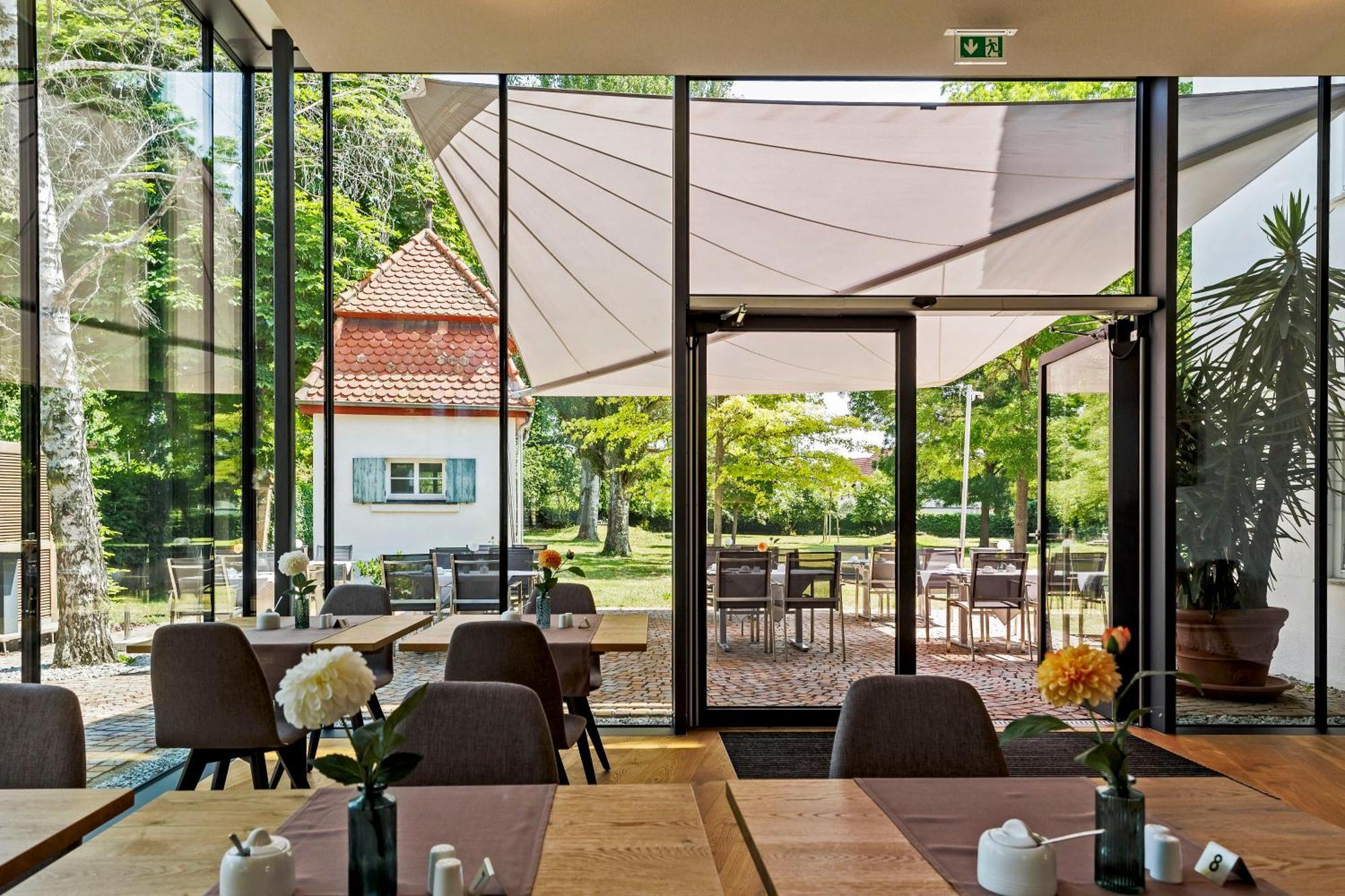 Landhotel Altes Wasserwerk Gbr Freinsheim Bagian luar foto